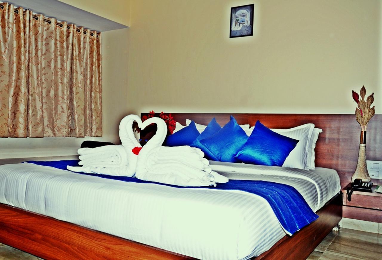 Hotel Mookambika Palace Kolluru Luaran gambar